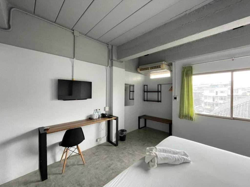 Thai Hotel